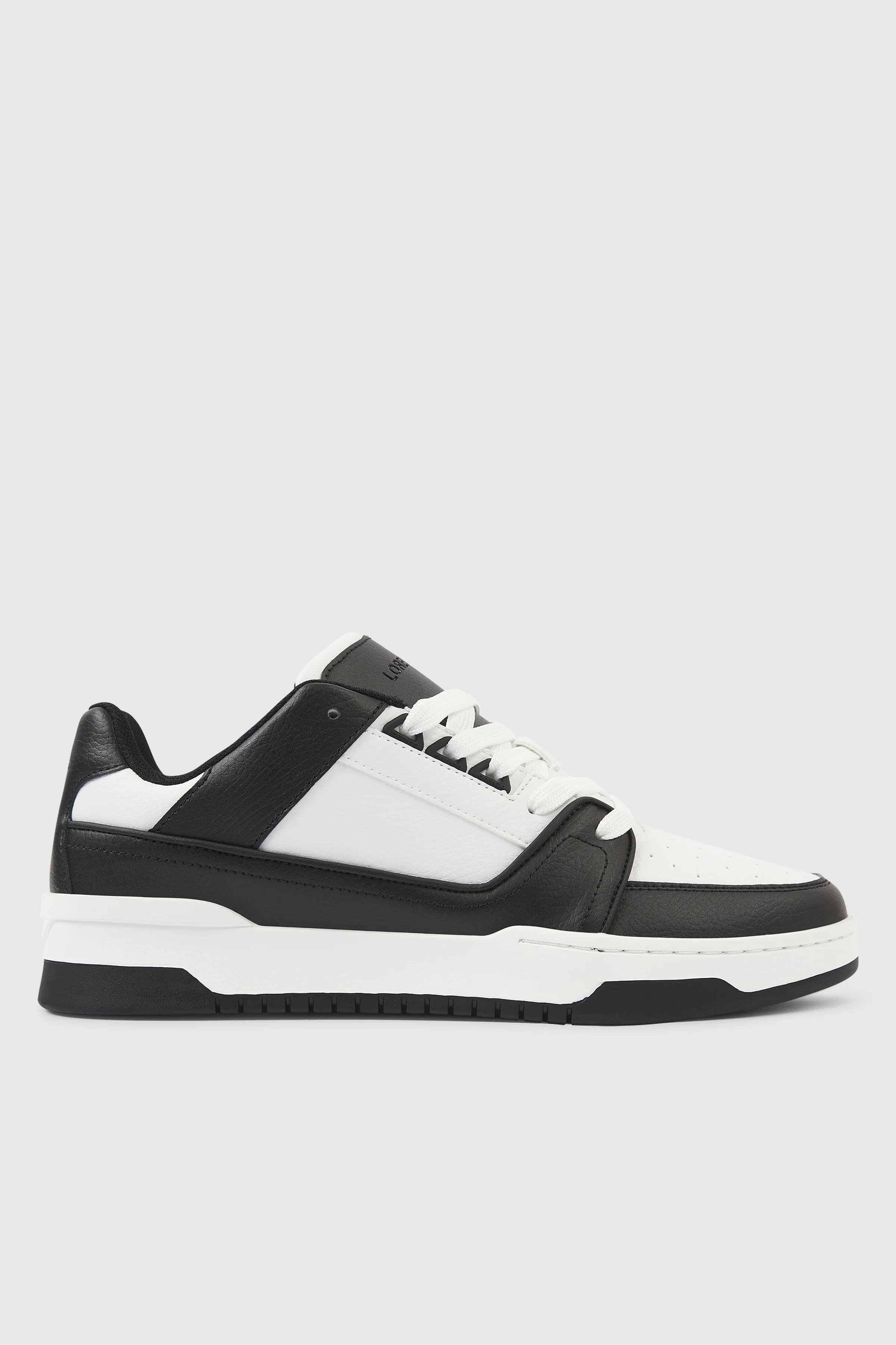 Garde Trainer - Black