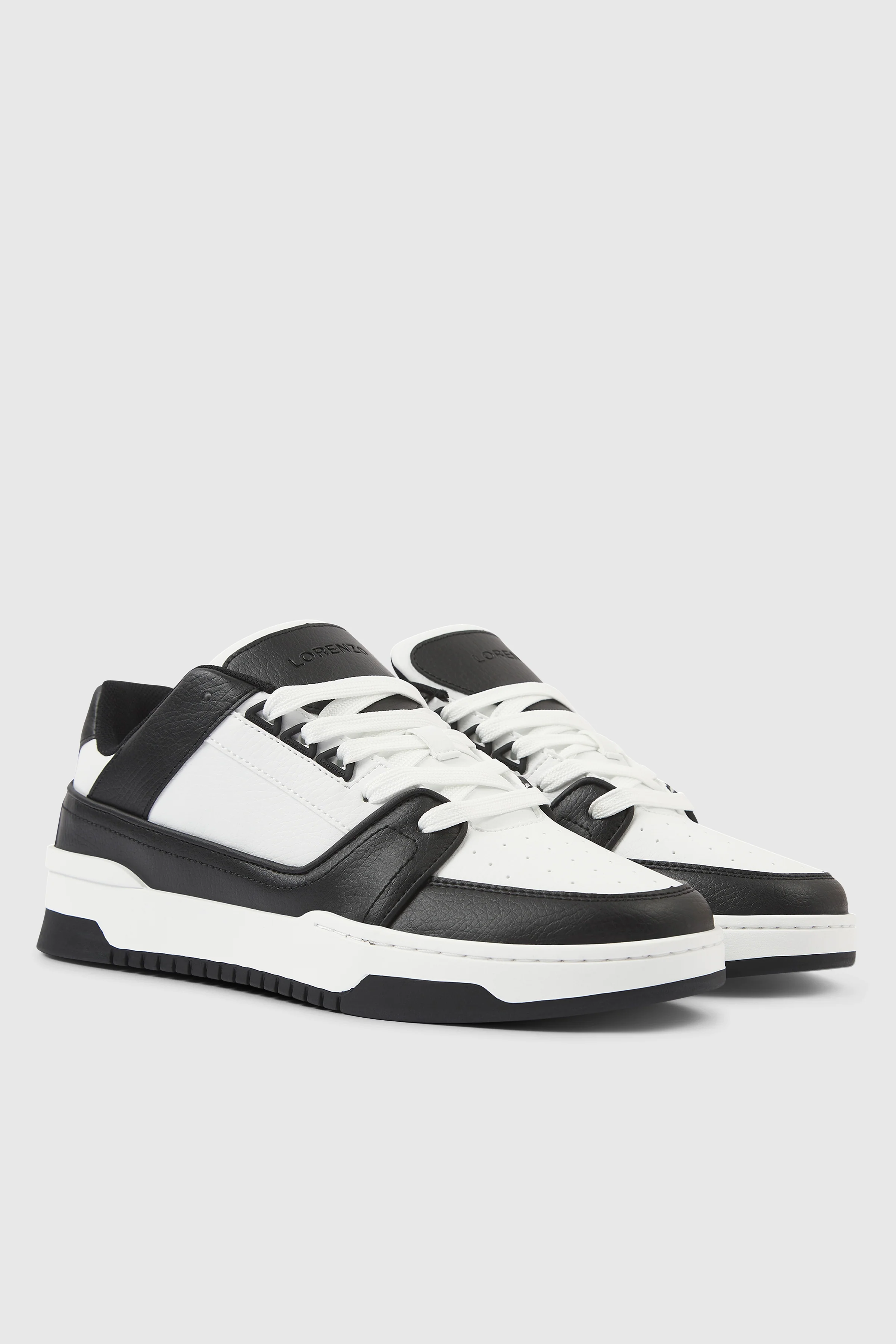Garde Trainer - Black - Image 2