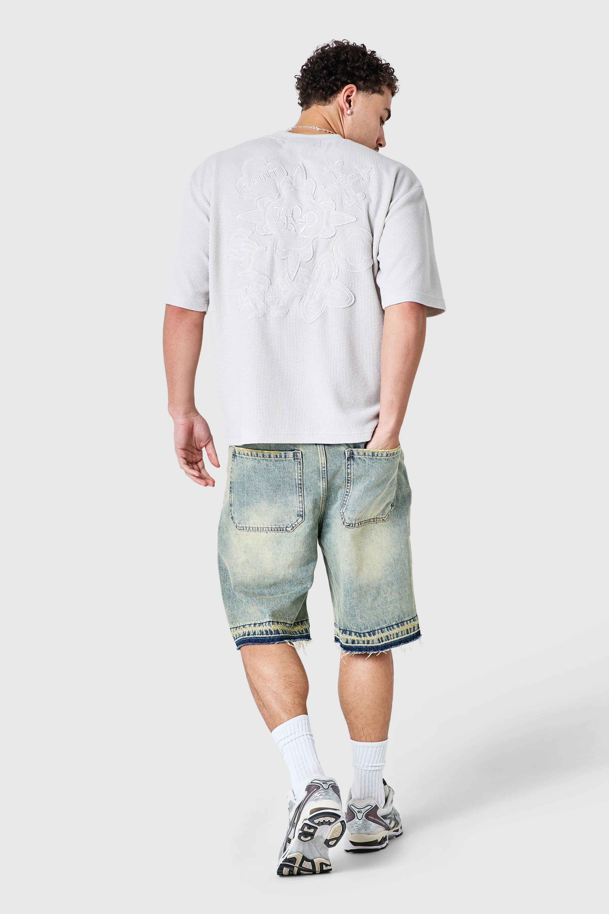 Icon Waffle Tee - Grey Sand - Image 5