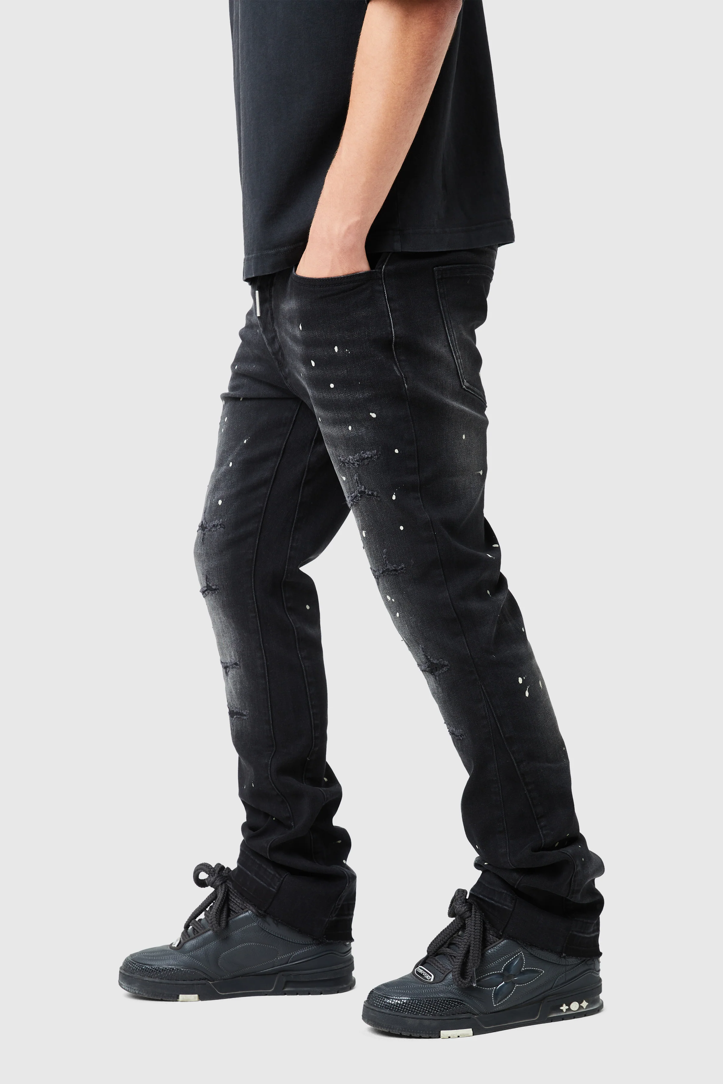 Oasis 2.0 Flare Jean - Black - Image 2